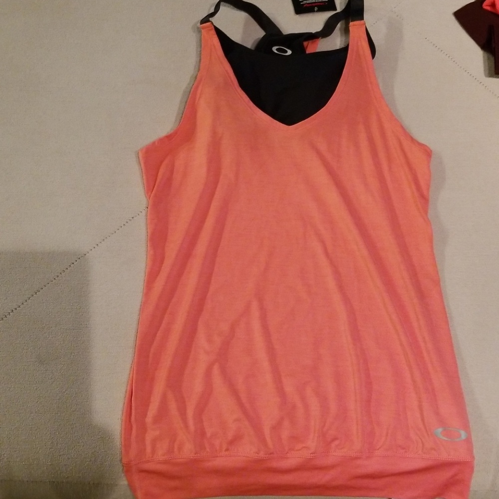 Oakley tank with built in bra